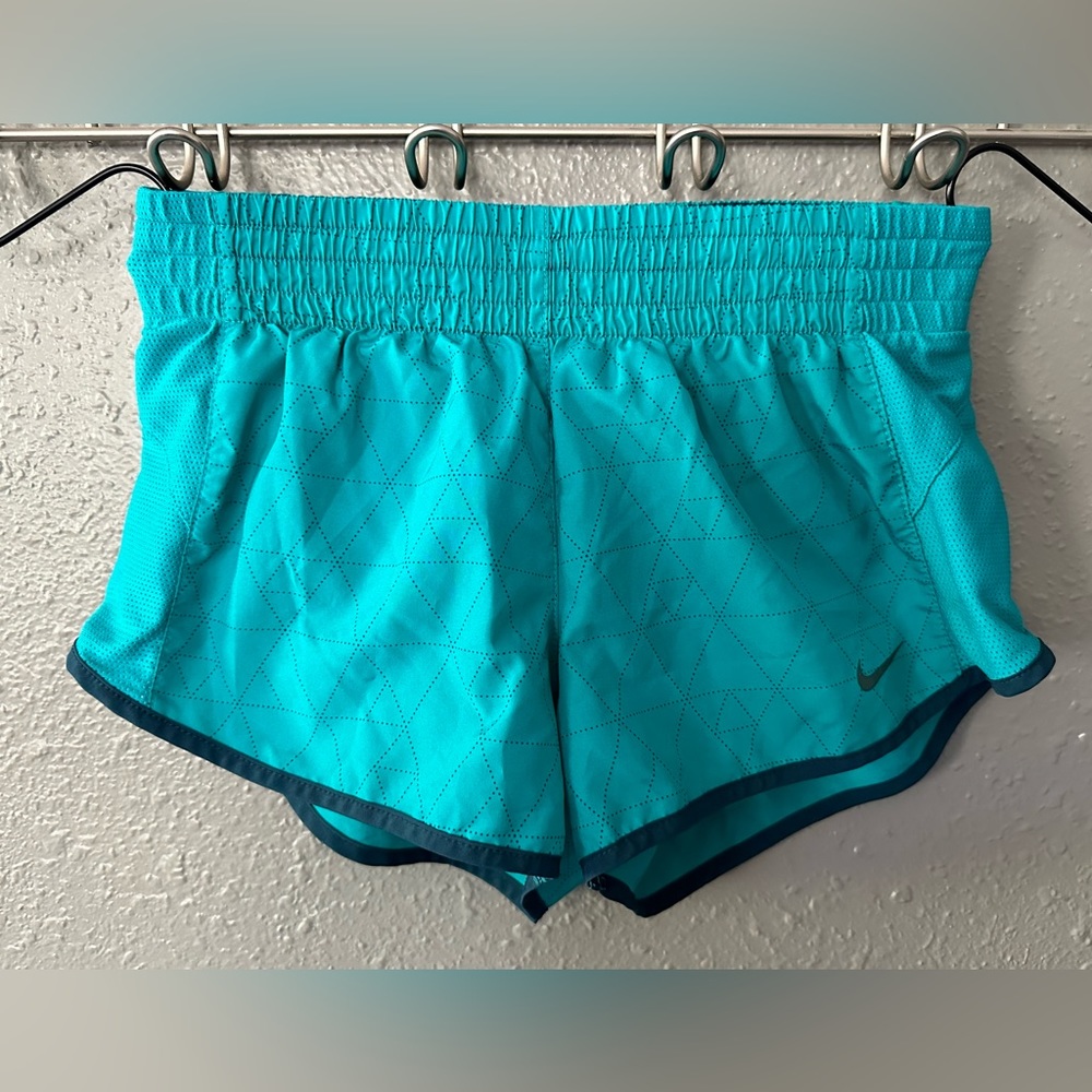 Women’s/Girls Size XS Blue Green Nike Athletic Shorts with Liner - Sporty Style
